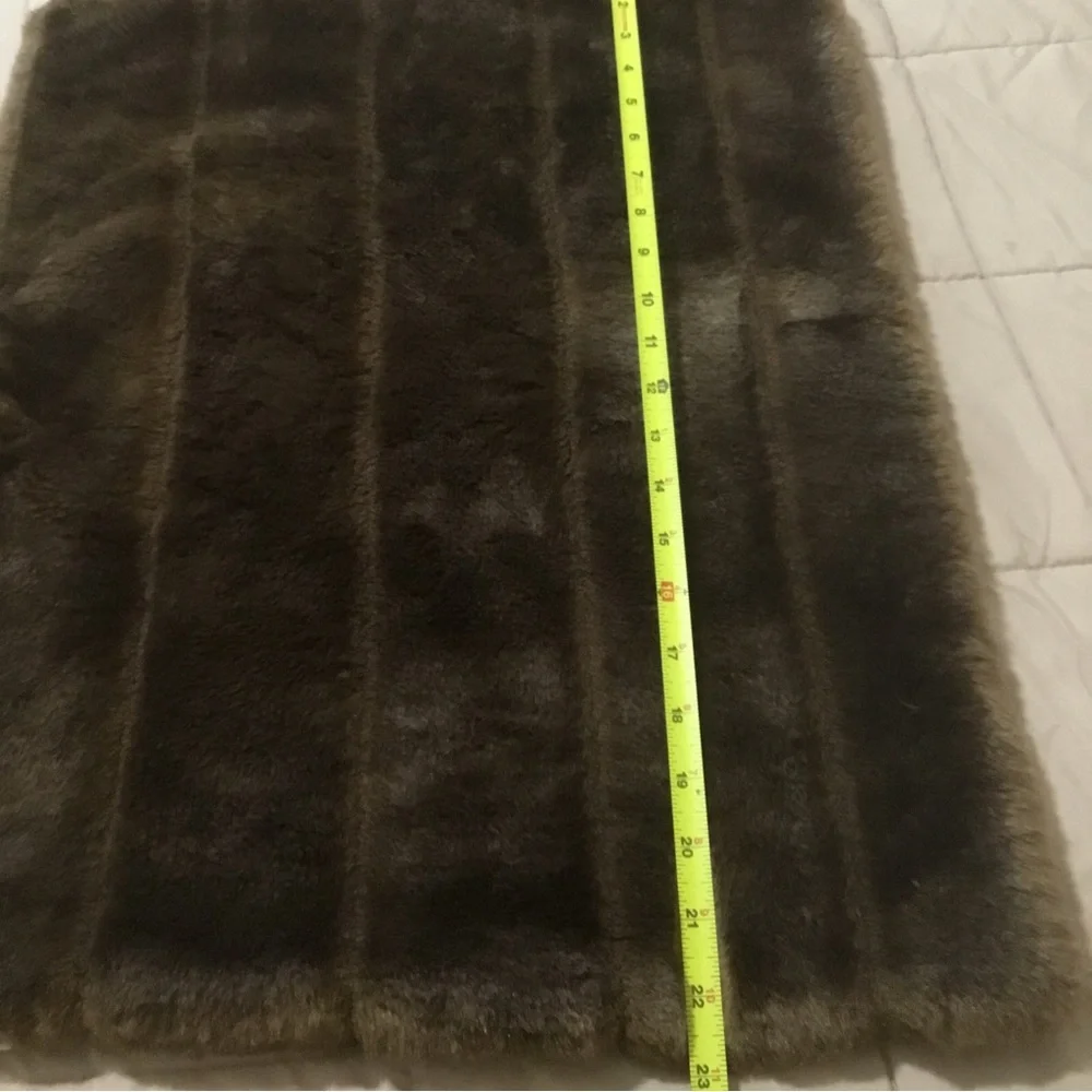 Tiger Dreamz Pet Bed Faux Fur Rectangle 23 x 17.5” Luxury Soft Pad NEW Brown